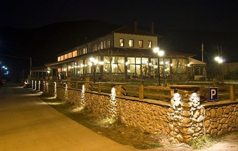 Hotel Kapsalis เวเรีย ภายนอก รูปภาพ
